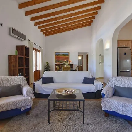 Holiday home Moderne Mit Privatem Pool In Crestatx